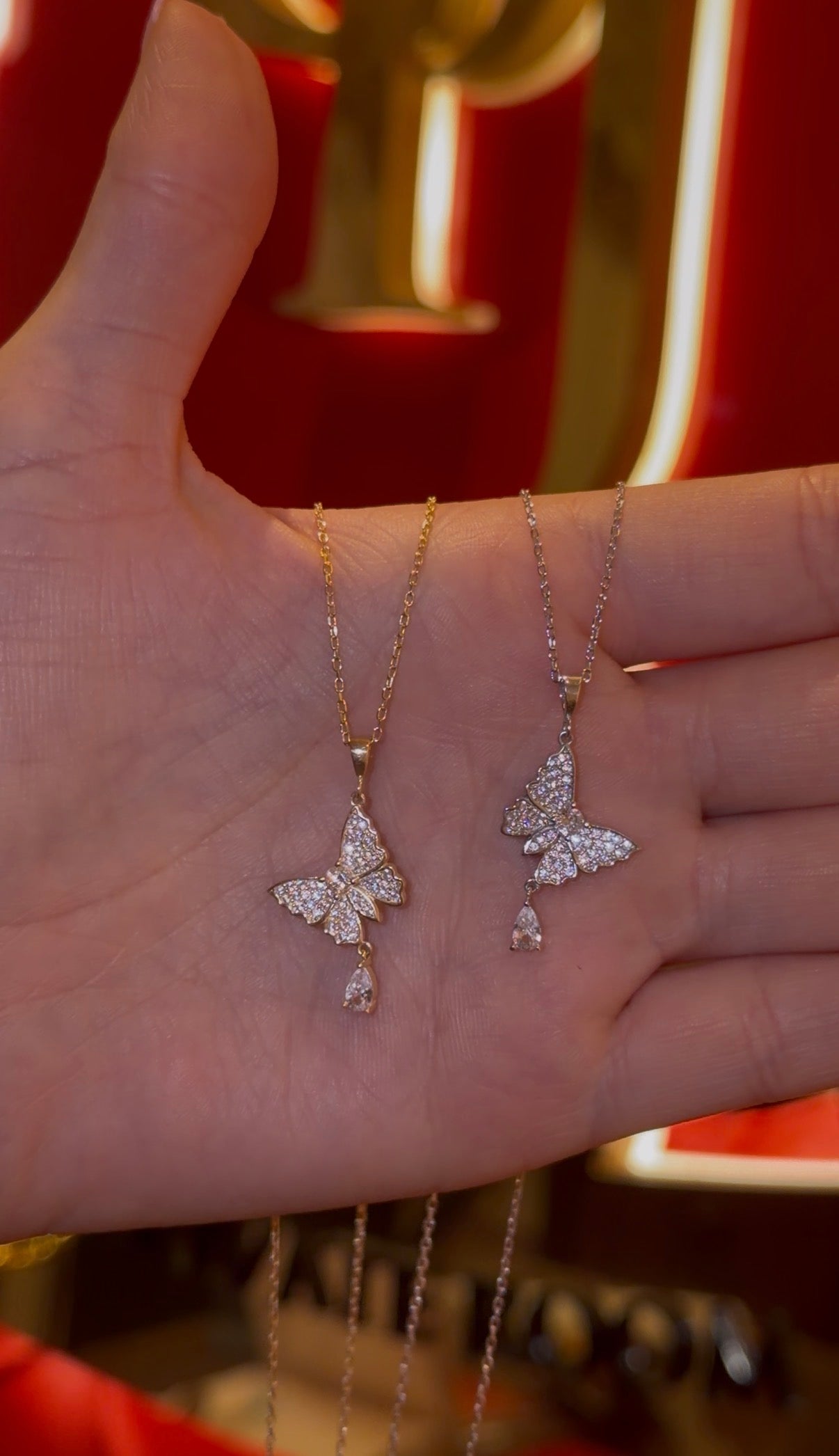 The Dolly Butterfly Chain