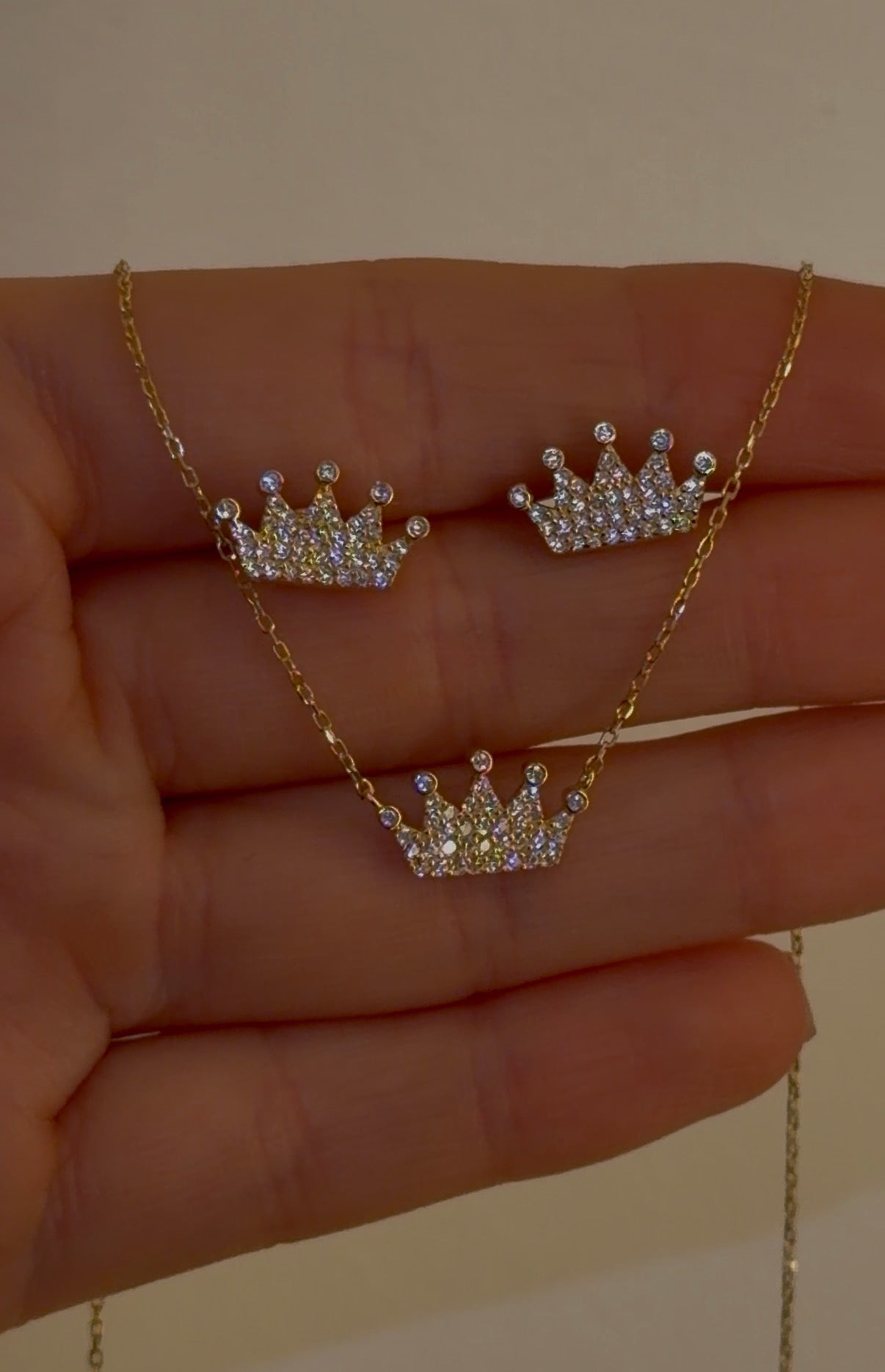 The Royal Necklace