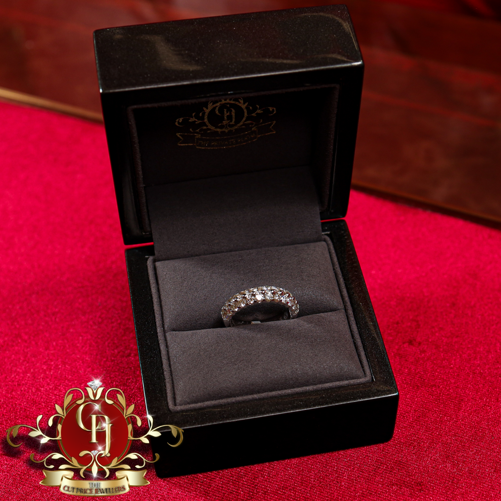 14ct White Gold Ring with 1.25ct Genuine Diamonds