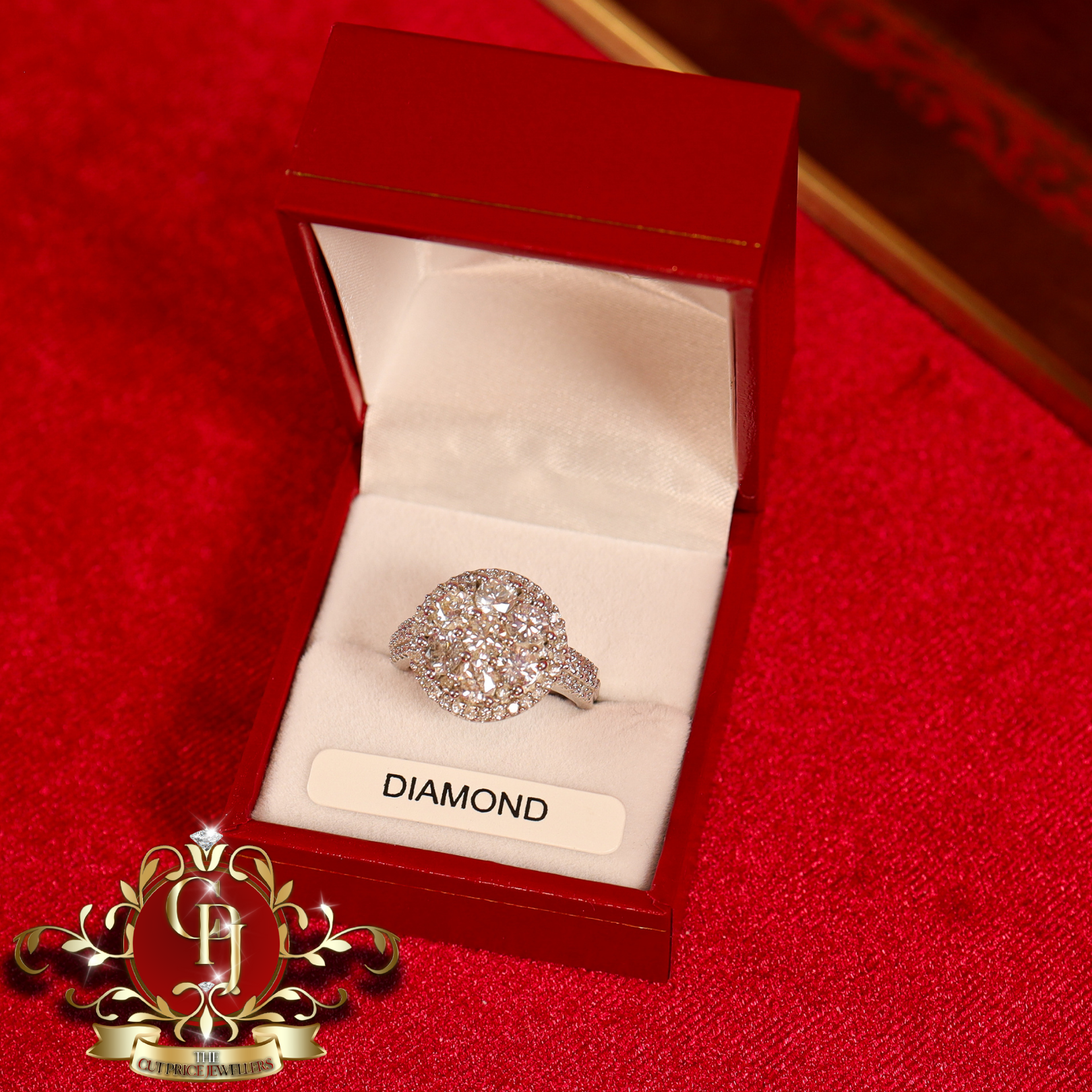 14ct White Gold Ring with 2.5ct Genuine Diamonds