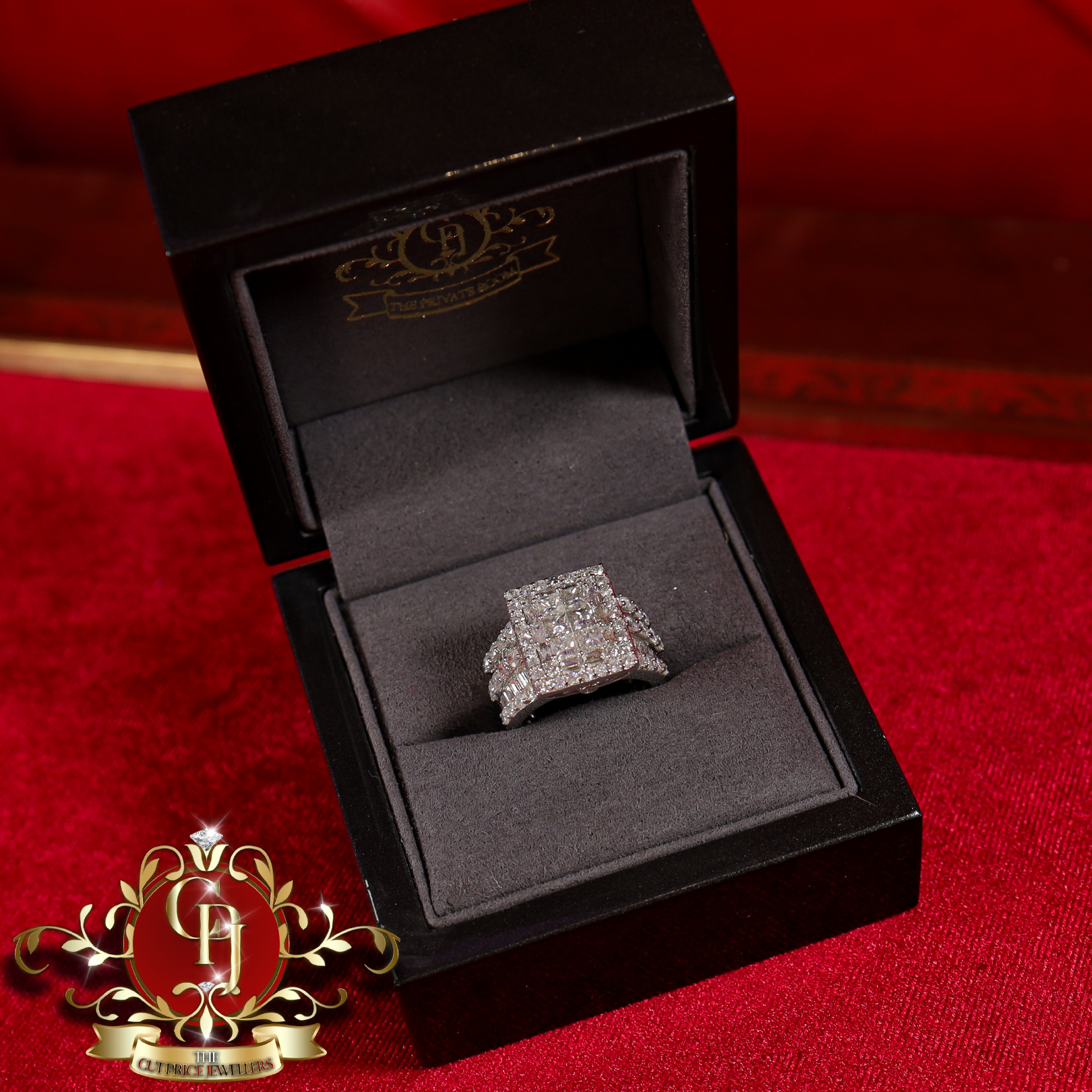 14ct White Gold Ring with 4ct Genuine Diamonds