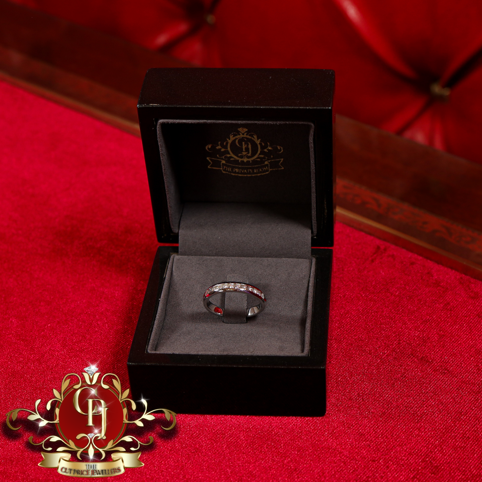 14ct White Gold Ring with 0.75ct Genuine Diamonds