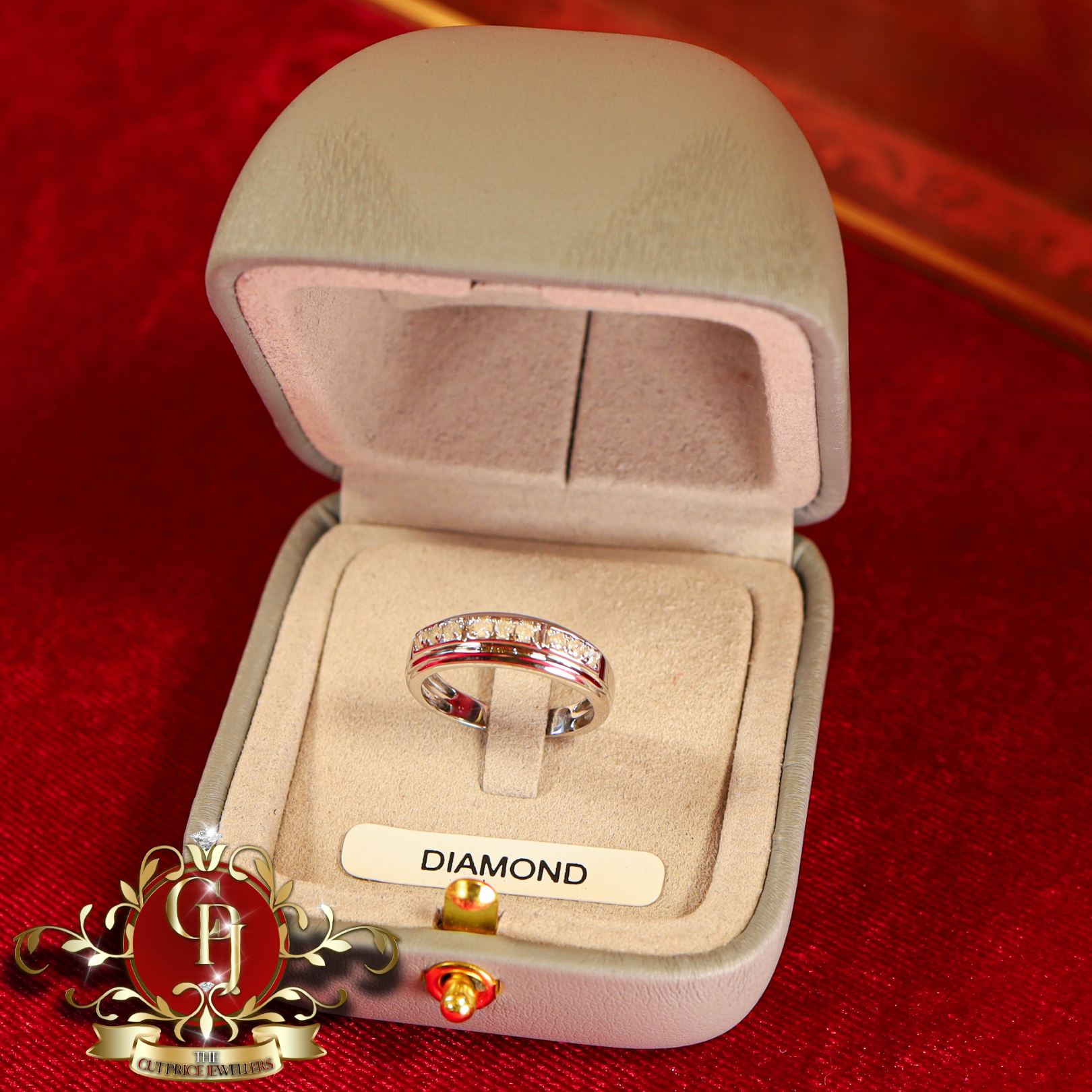 14ct White Gold Ring with Genuine Diamonds