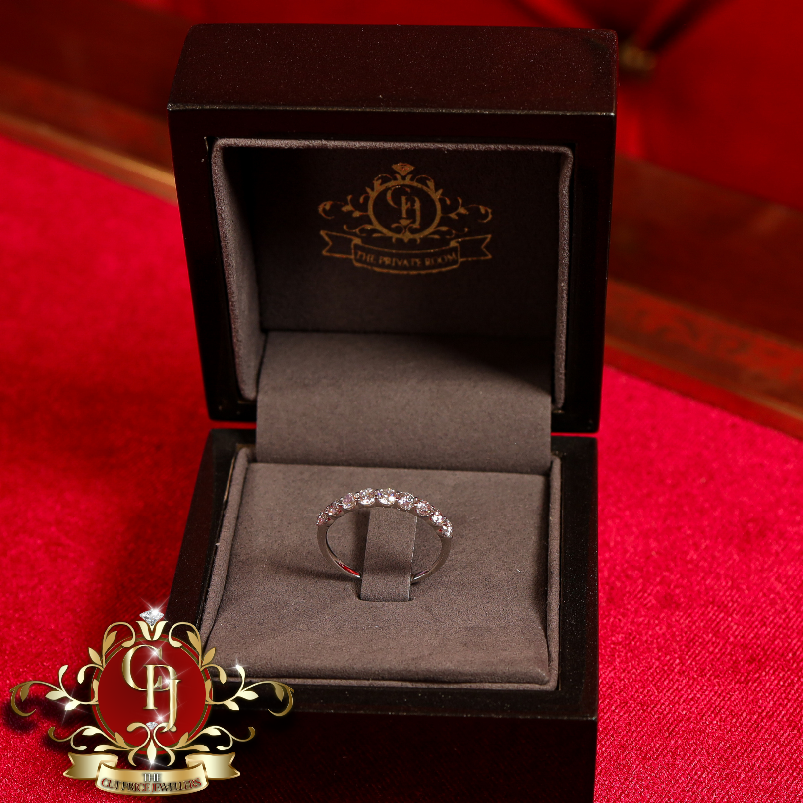 18ct White Gold Ring with 1.05ct Lab Grown Diamonds
