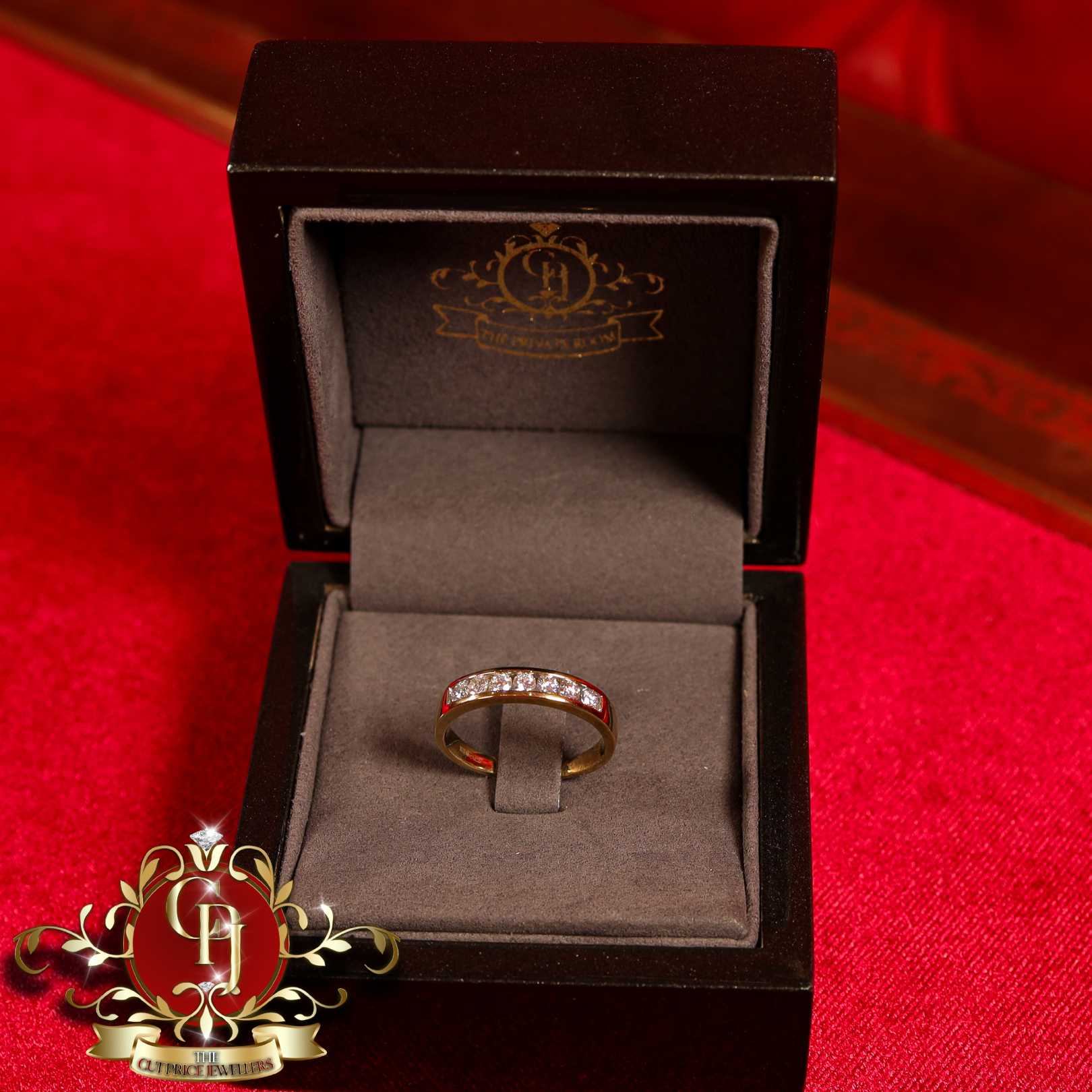 9ct Gold Ring with 0.58ct Lab Grown Diamonds