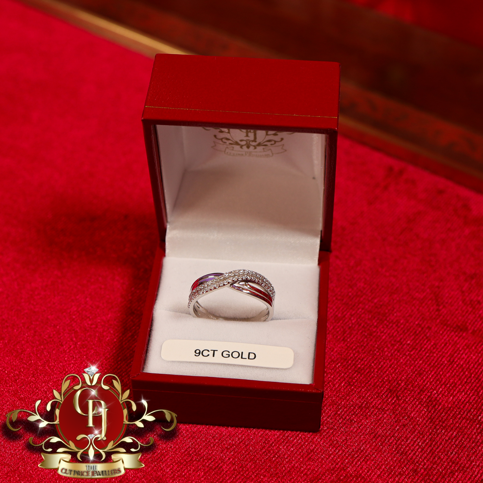 9ct White Gold Ring with Cubic Zirconia