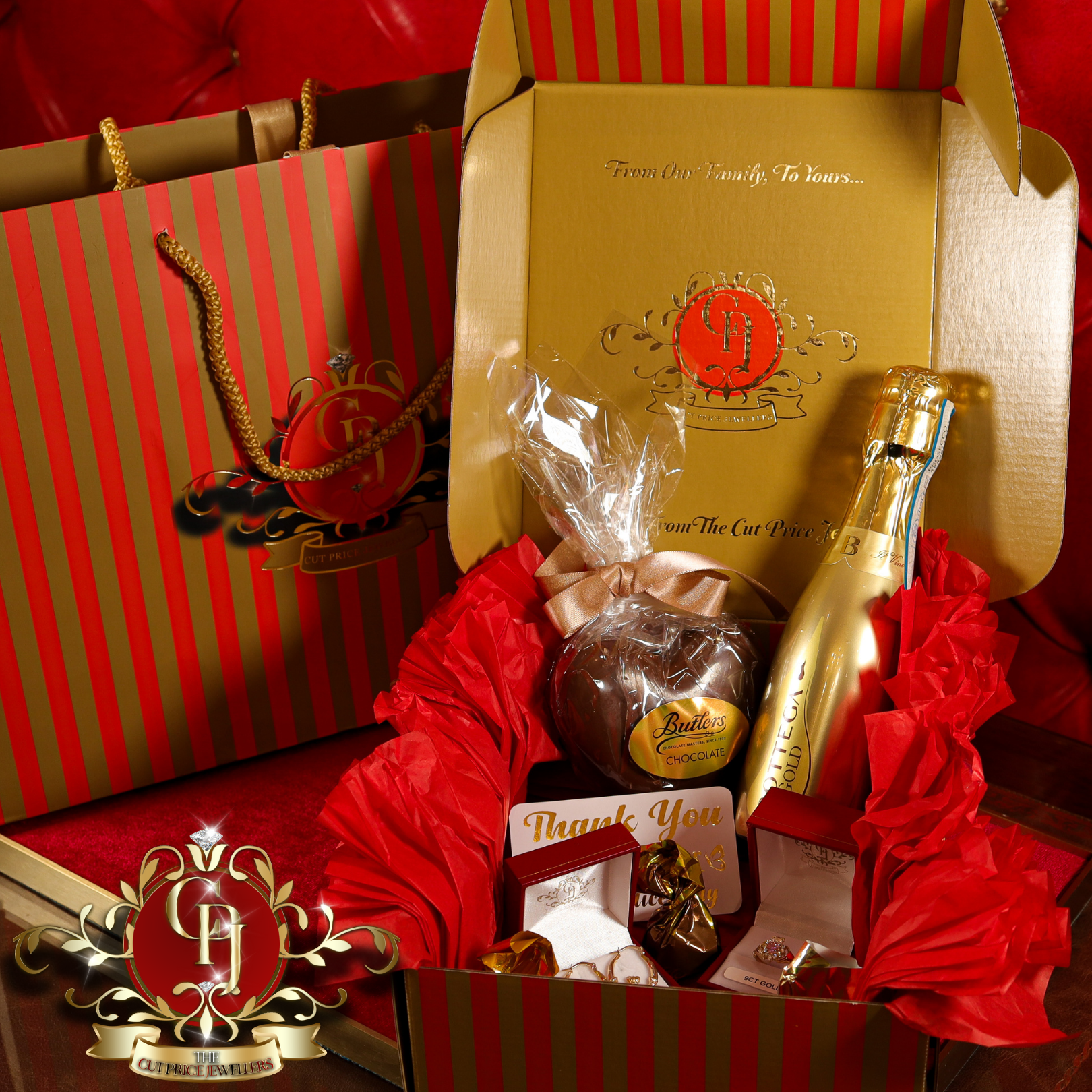 "Claddagh" Gift Box (9ct Gold with Pink Cubic Zirconia)