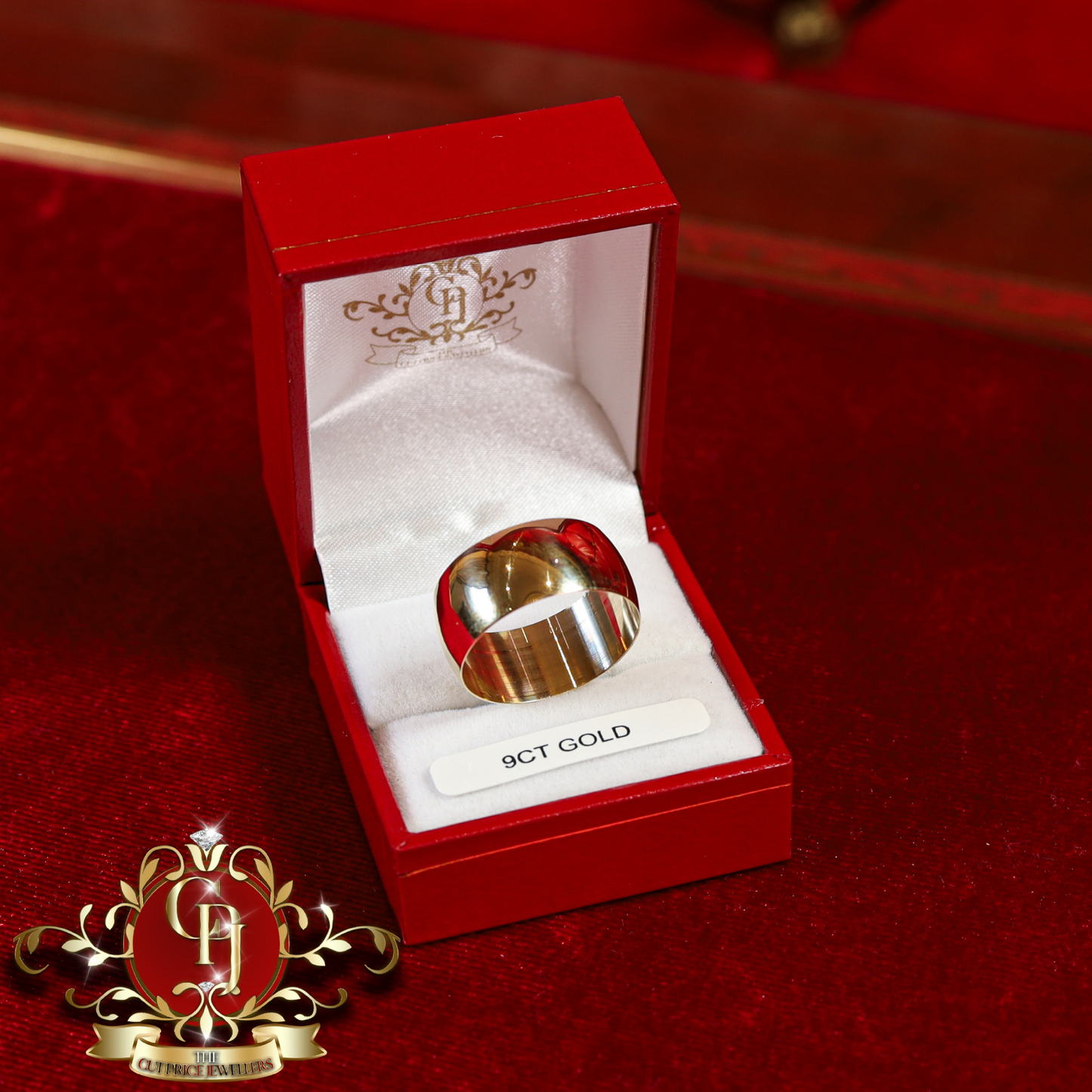 9ct Gold Engraved Wedding Ring | The Cut Price Jewellers