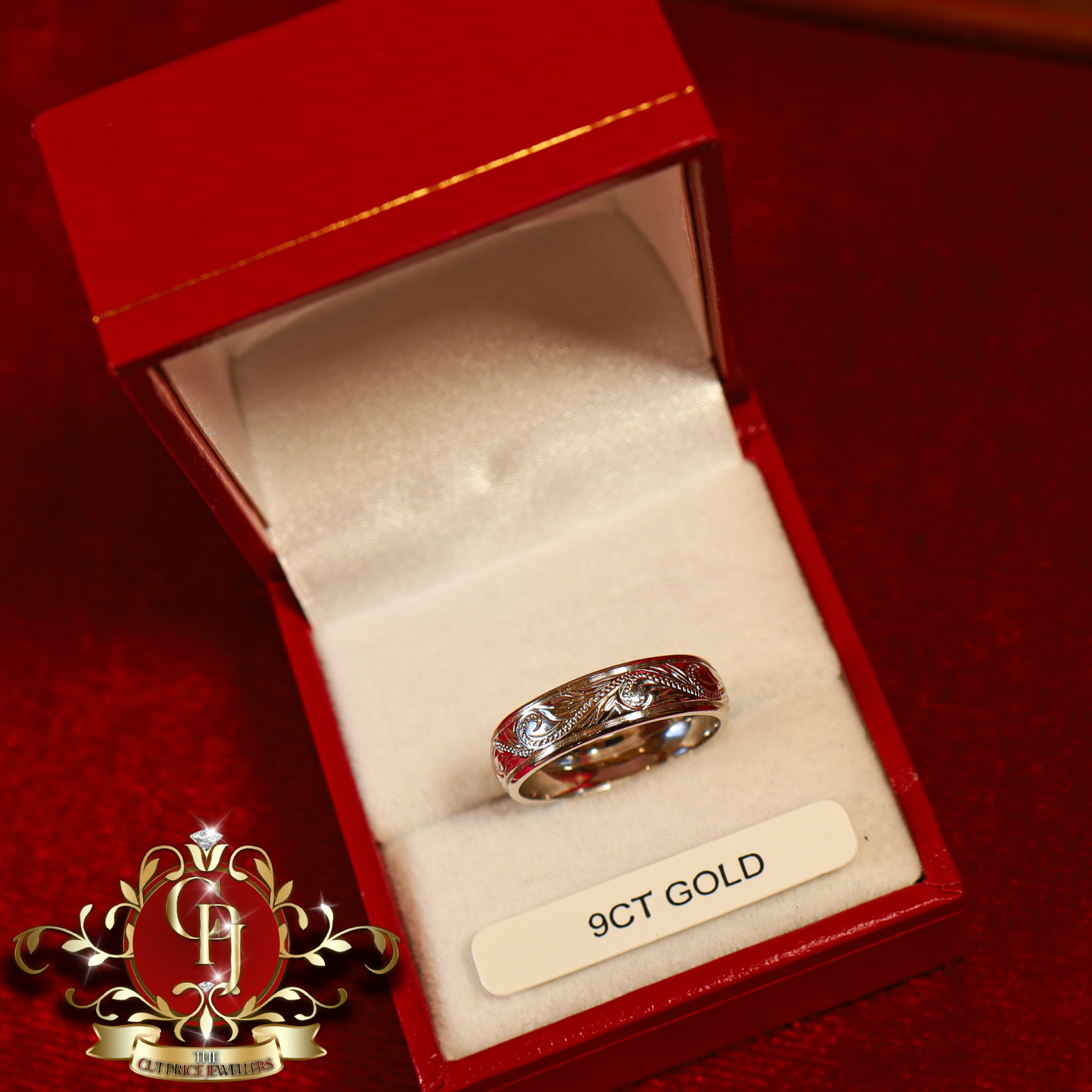 9ct White Gold Engraved Wedding Ring