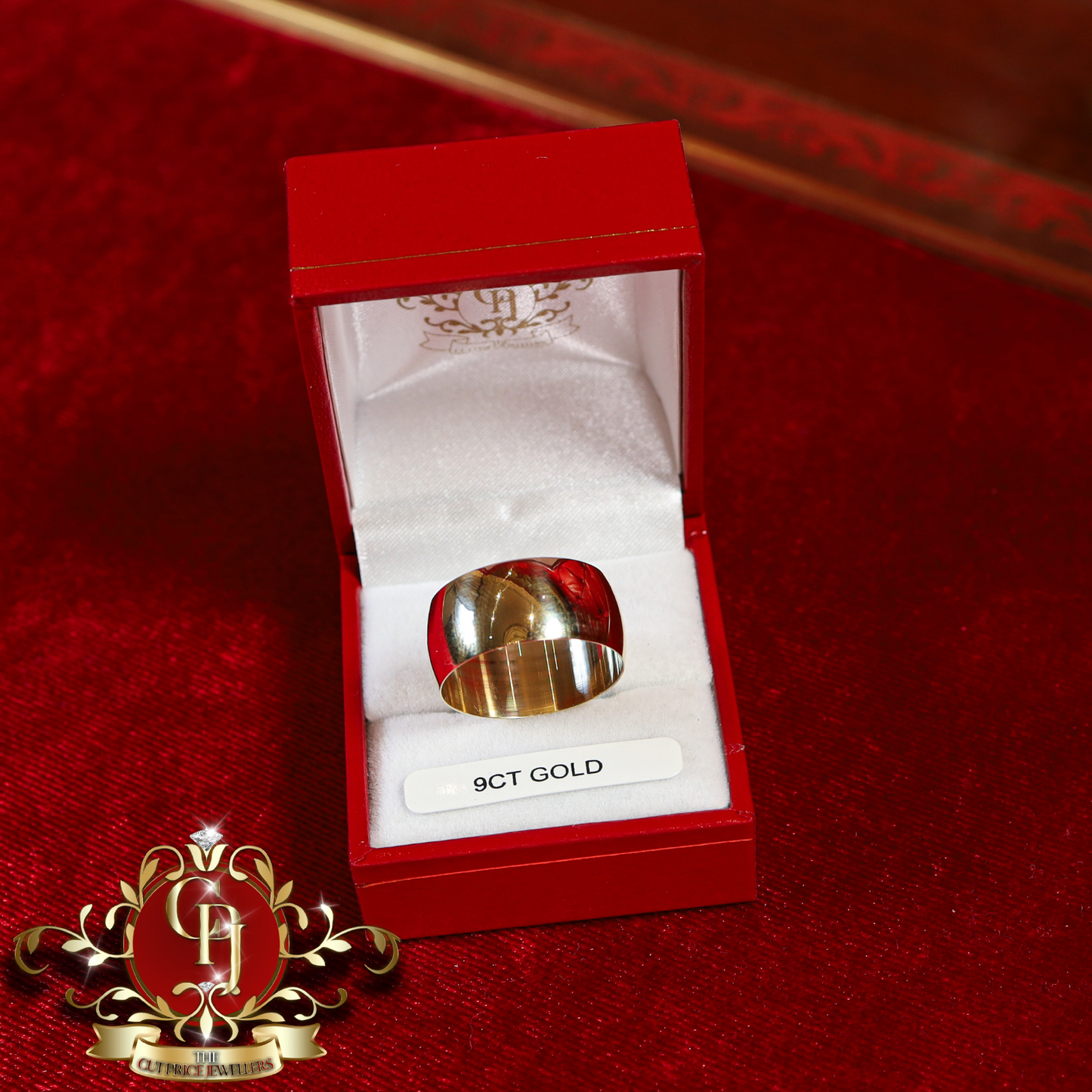 9ct Gold Engraved Wedding Ring | The Cut Price Jewellers