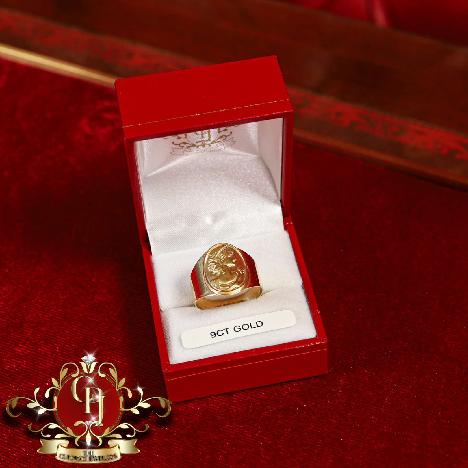 9ct Cameo Ring