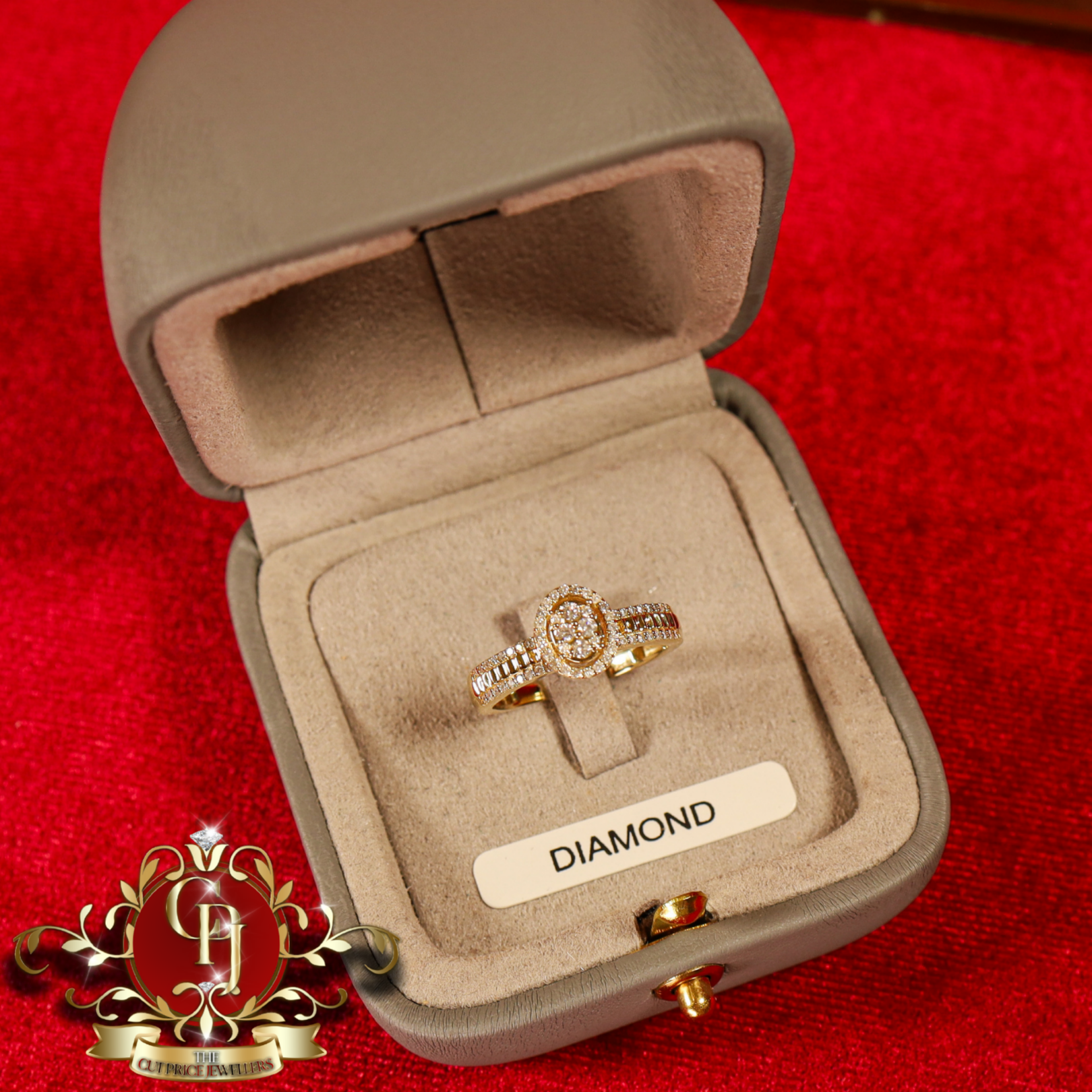 10ct Gold Ring "Hebe" with Genuine Diamonds