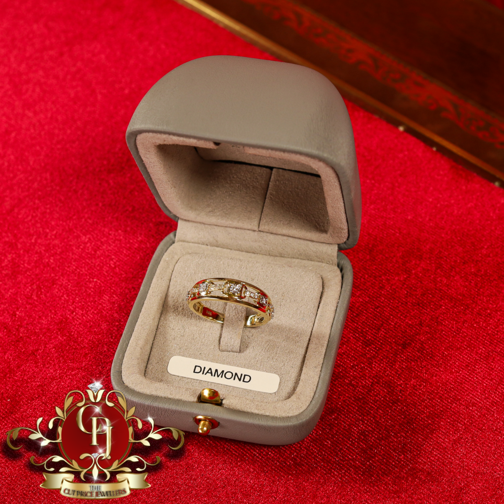 10ct Gold Ring "Hera" with Genuine Diamonds
