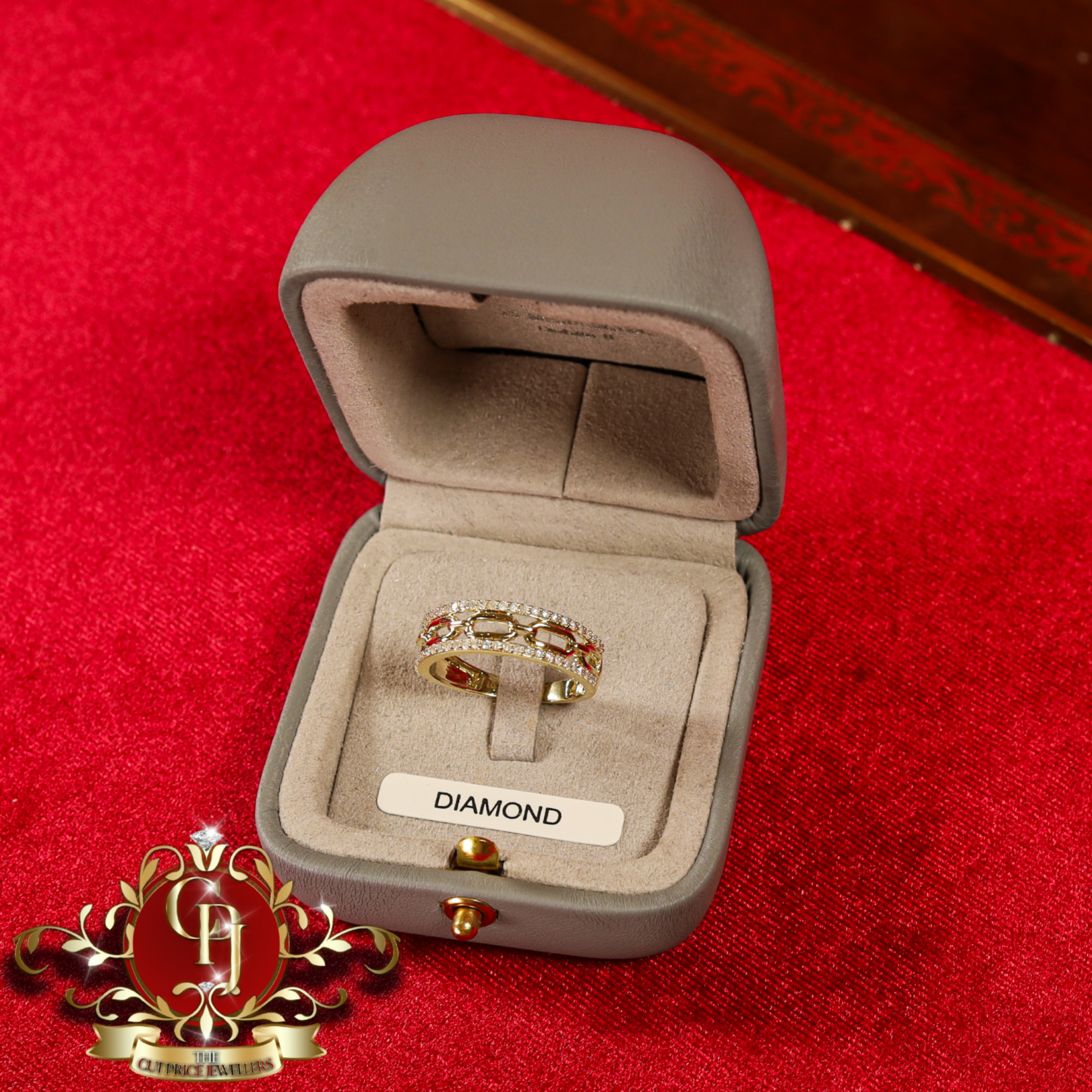 10ct Gold Ring "Calliope" with Genuine Diamonds