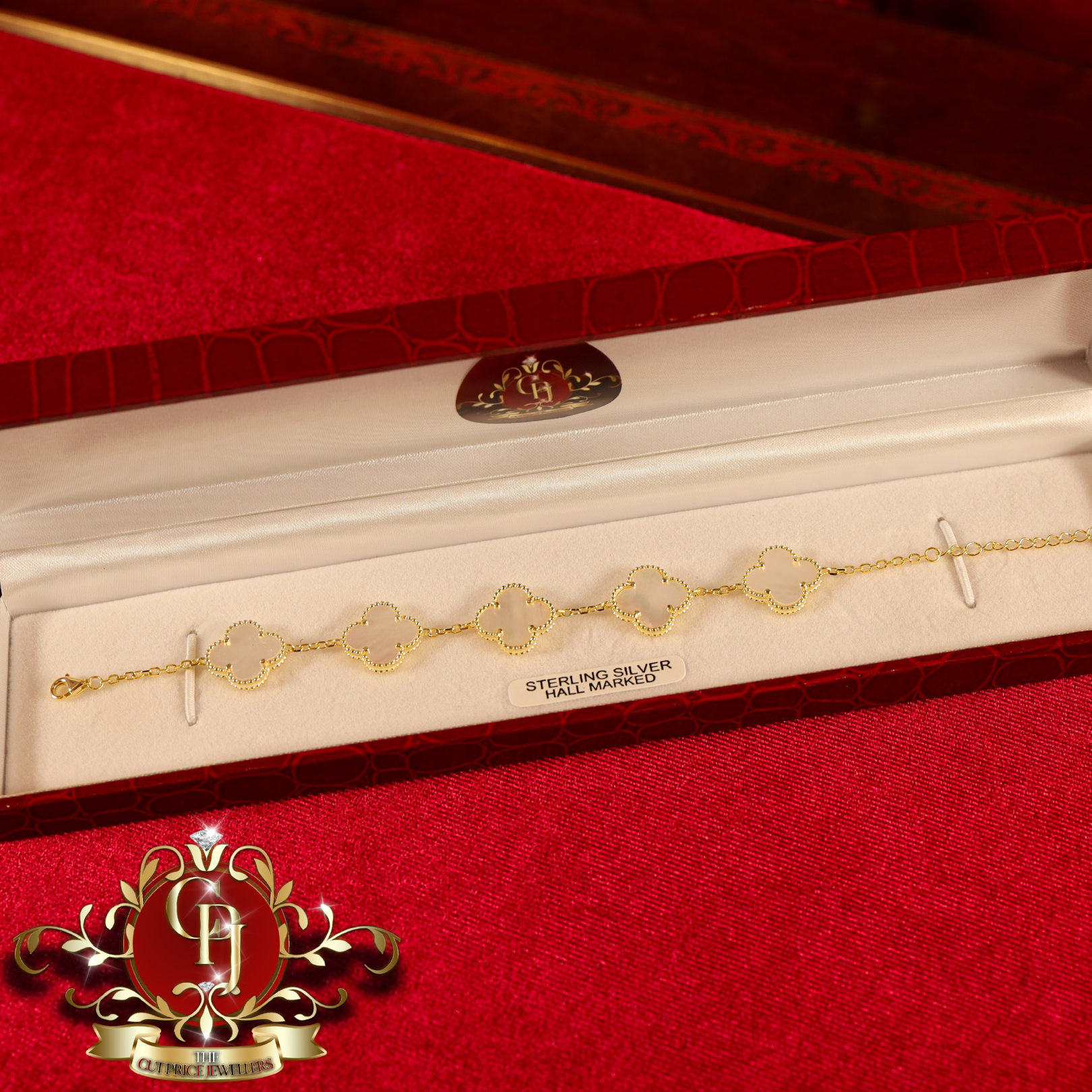 Gold-Plated Mother of Pearl-style Clover Bracelet