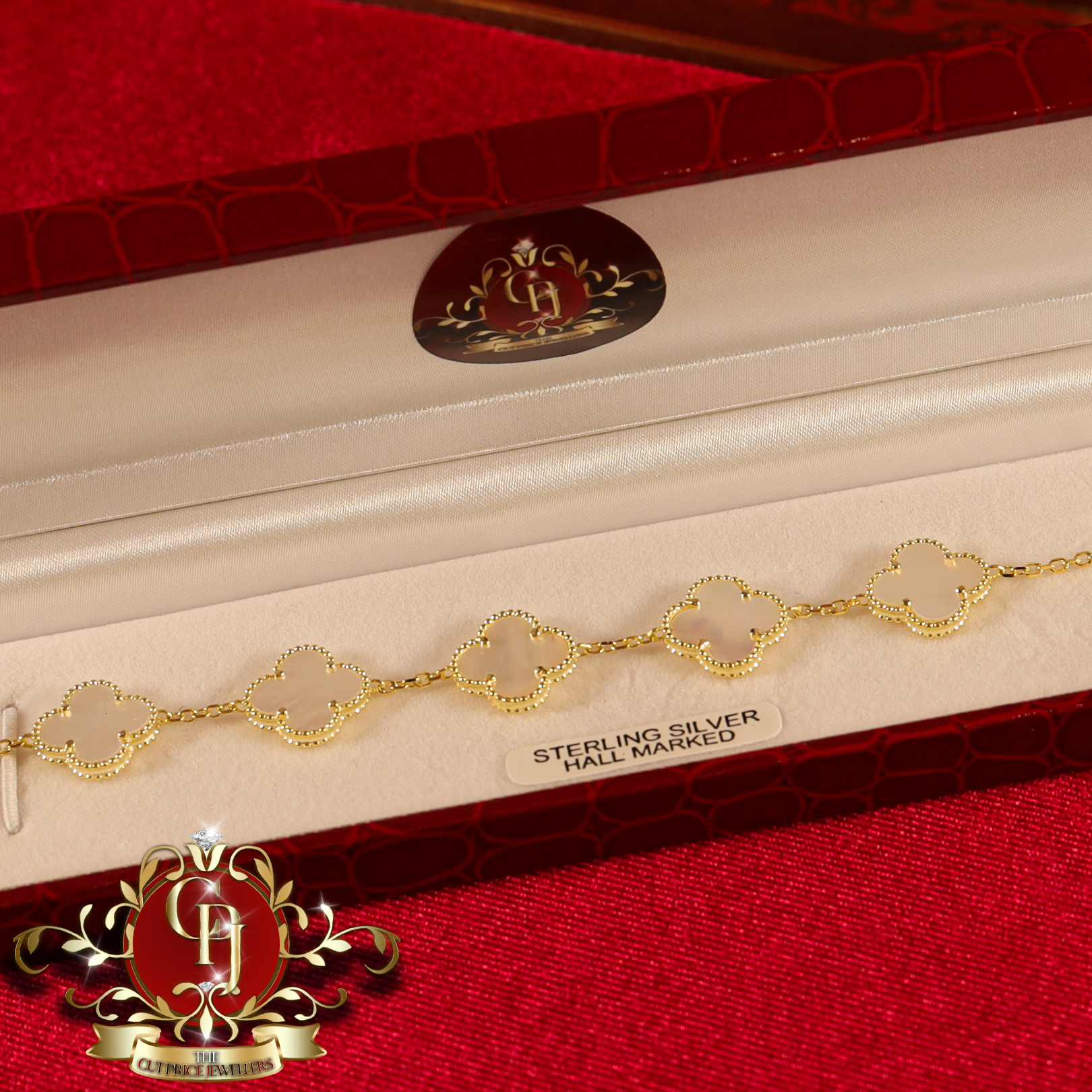 Gold-Plated Mother of Pearl-style Clover Bracelet