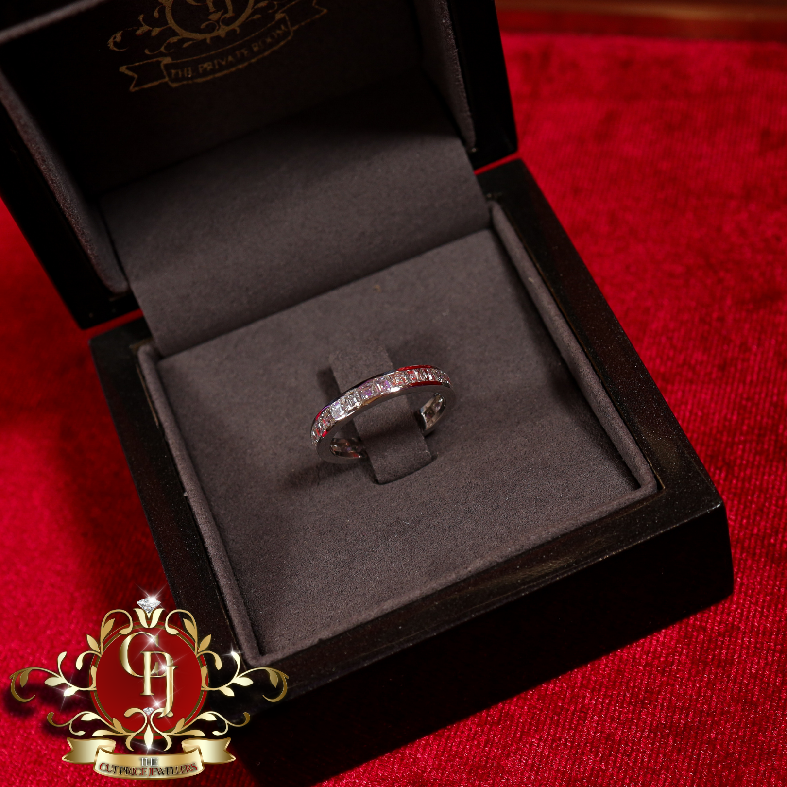 Platinum Ring with 2ct Genuine Diamonds