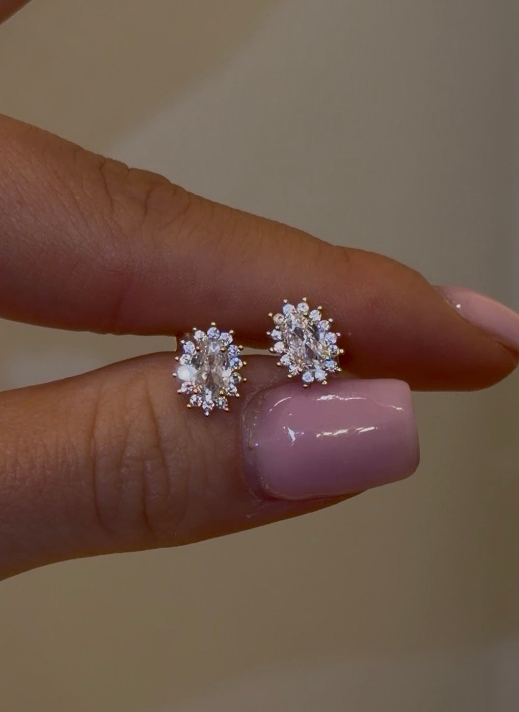The Gretta Oval Studs