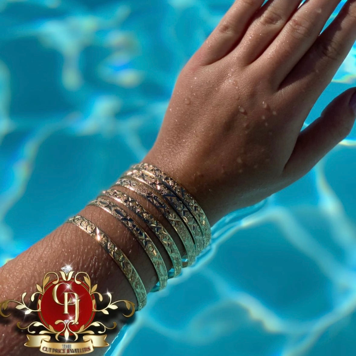 Gold Colour Set of 6 Bangles